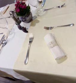 Nyárfás Étterem Zsámbék