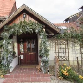 Öreg Prés Butikhotel, Mór - Külső kép