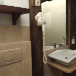 Puchner Kastélyszálló, Bikal - Egyéb