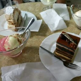 Sulyán Cukrászda (Veresegyház) Veresegyház - Egyéb