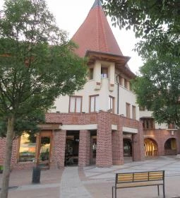 Sulyán Cukrászda (Veresegyház)