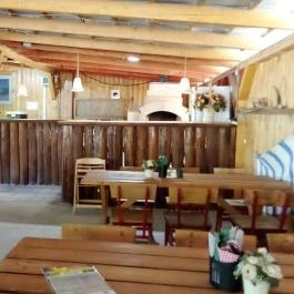 Suvadás Liget Étterem, Arló - Belső