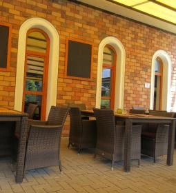 Szeparé Kávézó & Étterem