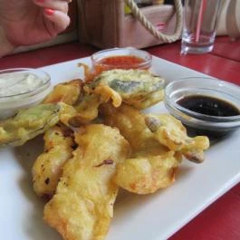 Tonett Pub Étterem & Pizzéria Budapest - Étel/ital