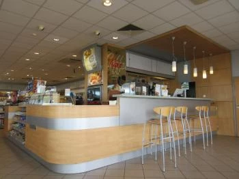 Útmenti Kávézó Ercsi