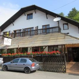 Vadász Étterem és Panzió, Répáshuta - Külső kép