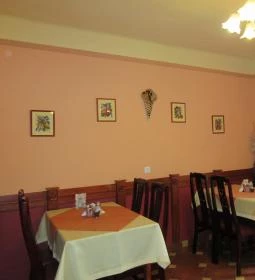 Viktória Cukrászda & Kávéház