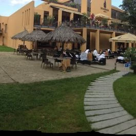 Bambara Hotel Felsőtárkány - Medence/kert