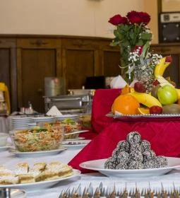 Aranybika Üvegterem