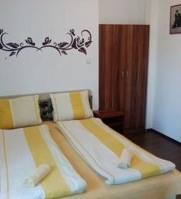 Napraforgó Vendégház 