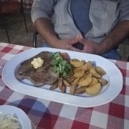 Fehér Ló Pub & Steak House Siófok - Étel/ital