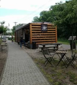 Kalóz Burger & More