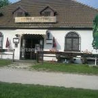 Varga Panzió Gárdony - Külső kép