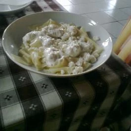 Varga Panzió, Gárdony - Vendéglátás