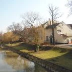 Corvin Hotel Gyula - Medence/kert