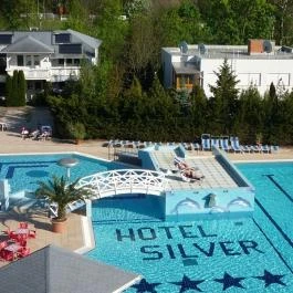 Silver Hotel Hajdúszoboszló - Medence/kert