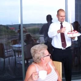 Hunguest Saliris, Egerszalók - Vendéglátás