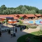 Aqua-Spa Konferencia és Wellness Hotel Cserkeszőlő - Medence/kert