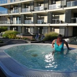 Imola Hotel Platán, Eger - Medence/kert