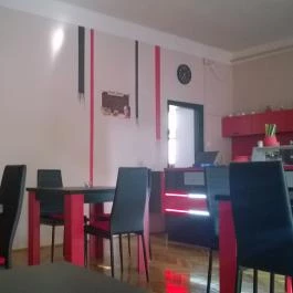 A gyrosos, Sátoraljaújhely - Belső