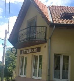 Berg Étterem & Pizzéria