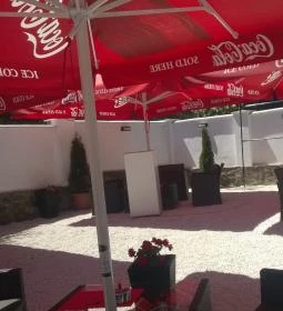 Berg Étterem & Pizzéria