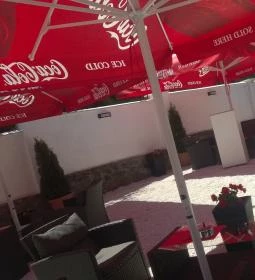 Berg Étterem & Pizzéria