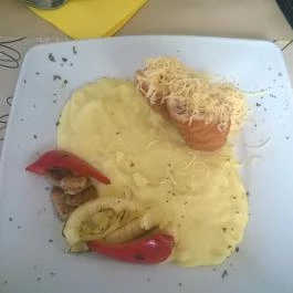 Berg Étterem & Pizzéria Sátoraljaújhely - Étel/ital