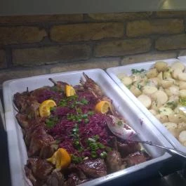 Cascade Hotel Étterme, Demjén - Étel/ital