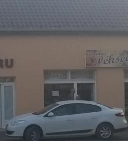 Demus Pékség