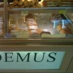 Demus Pékség Rakamaz - Étel/ital
