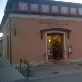 Édes Álom Cukrászda Szerencs - Külső kép