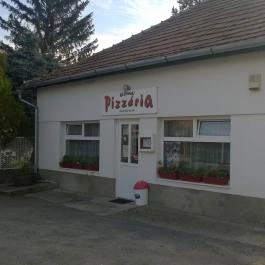 El Bundi Pizzéria Sárospatak - Külső kép