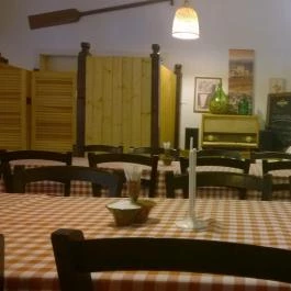 Halra Bor Étterem, Rakamaz - Belső