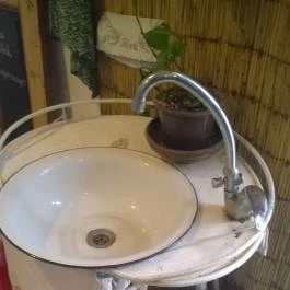 Keszegsütő, Miskolc - Mosdó