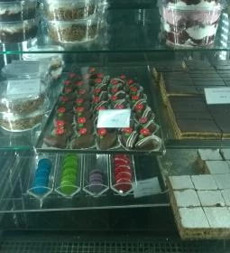 Kisgergely Cukrászda