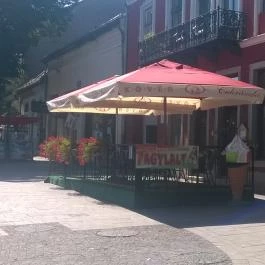 Kövér Cukrászda Sátoraljaújhely - Külső kép