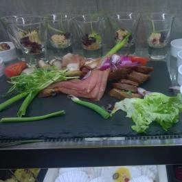 Shiraz Étterem & Dubai Kert Egerszalók - Étel/ital