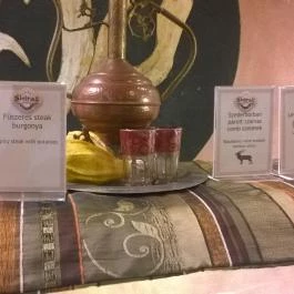 Shiraz Étterem & Dubai Kert Egerszalók - Étel/ital