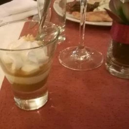 Shiraz Étterem & Dubai Kert Egerszalók - Étel/ital