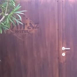 Mesés Shiraz Hotel Egerszalók - Külső kép