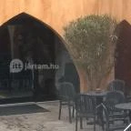 Mesés Shiraz Hotel Egerszalók - Medence/kert