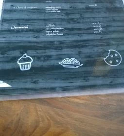 Pepita Macska Vintage Kávézó & Étterem