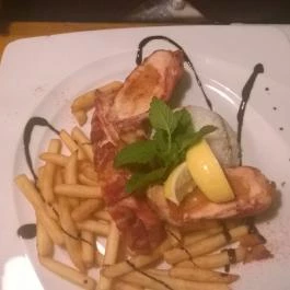 Piroska Étterem Egerszalók - Étel/ital