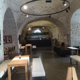 Prímás Pince Étterem, Esztergom - Belső