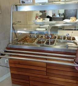 Saliris Önkiszolgáló Étterem