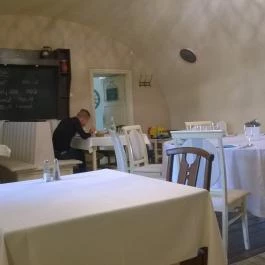 Sárga Borház Vendéglő, Mezőzombor - Belső