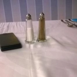 Sárga Borház Vendéglő, Mezőzombor - Egyéb