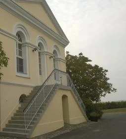 Sárga Borház Vendéglő