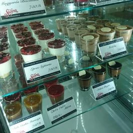 Stühmer Mintabolt & Cukrászda, Maklár - Étel/ital